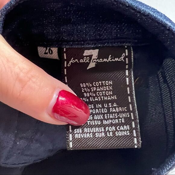 7 for All Mankind | Dojo Denim Capri’s - Picture 6 of 6